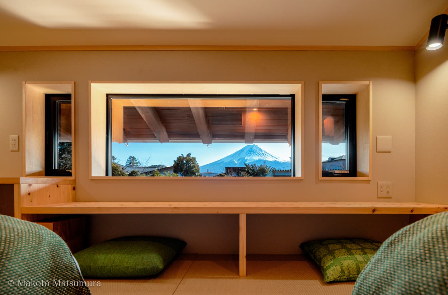 岳麓翠苑個室から見た富士山